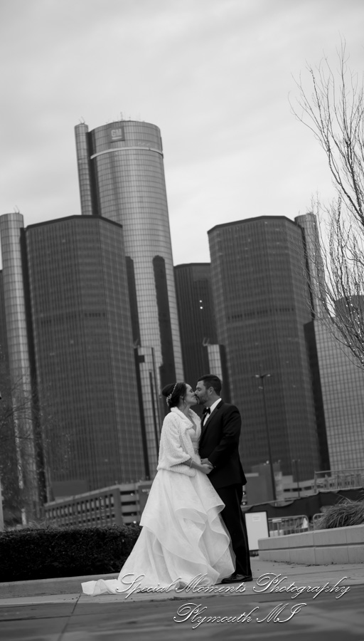 Rattlesnake Club Detroit MI wedding photograph