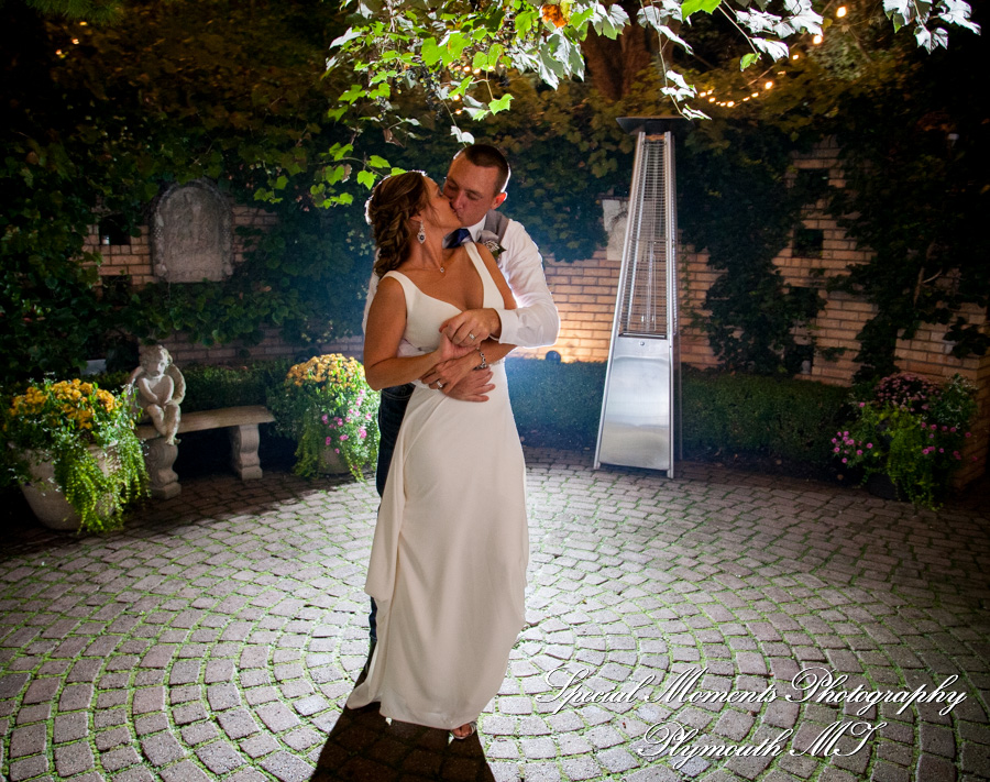 Tina & Mark at Cafe Cortina Farmington Hills MI wedding photography