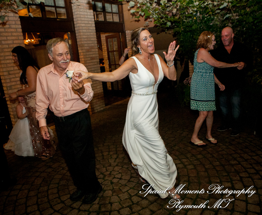 Tina & Mark at Cafe Cortina Farmington Hills MI wedding photography