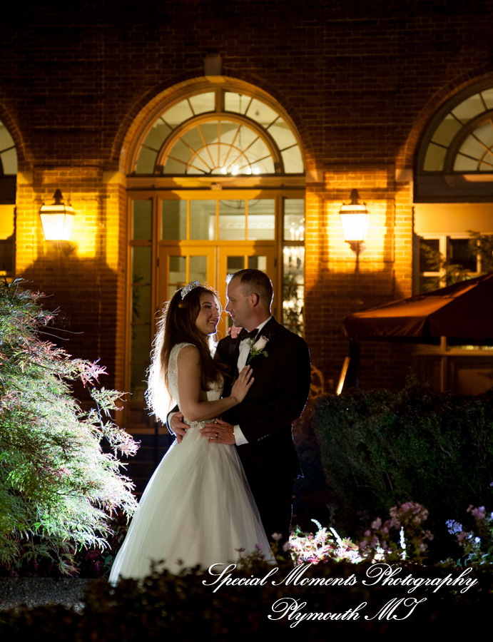 Dearborn Inn Dearborn MI wedding photograph