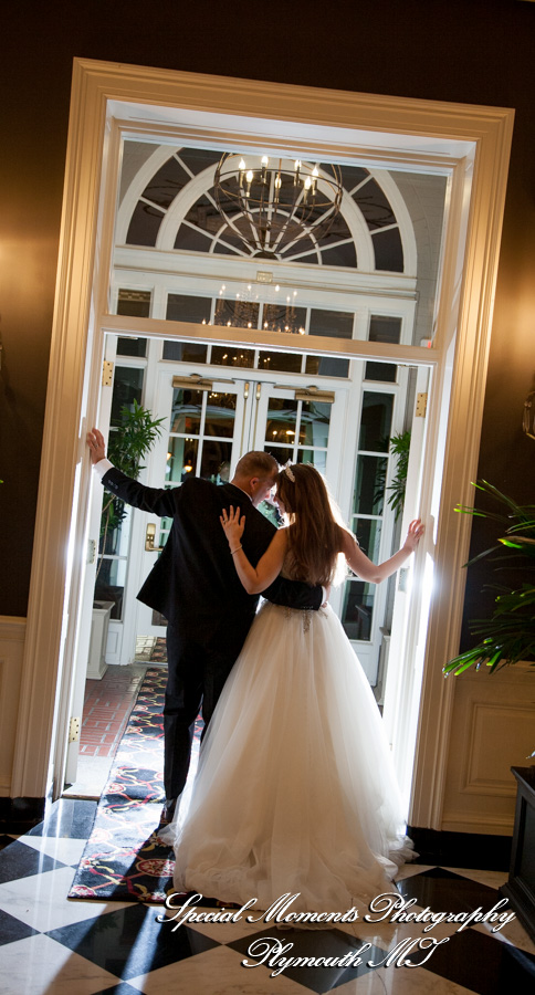 Dearborn Inn Dearborn MI wedding photograph