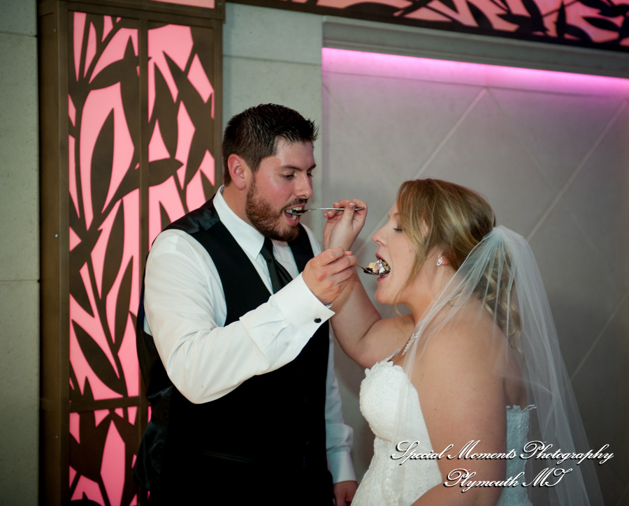 Courtnie & Michael at Arnaldo's Banquet Center Riverview MI wedding photography
