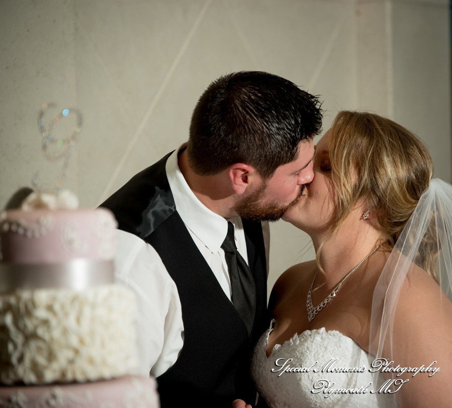 Courtnie & Michael at Arnaldo's Banquet Center Riverview MI wedding photography