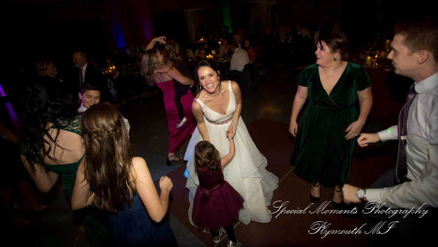 Rattlesnake Club Detroit MI wedding photograph