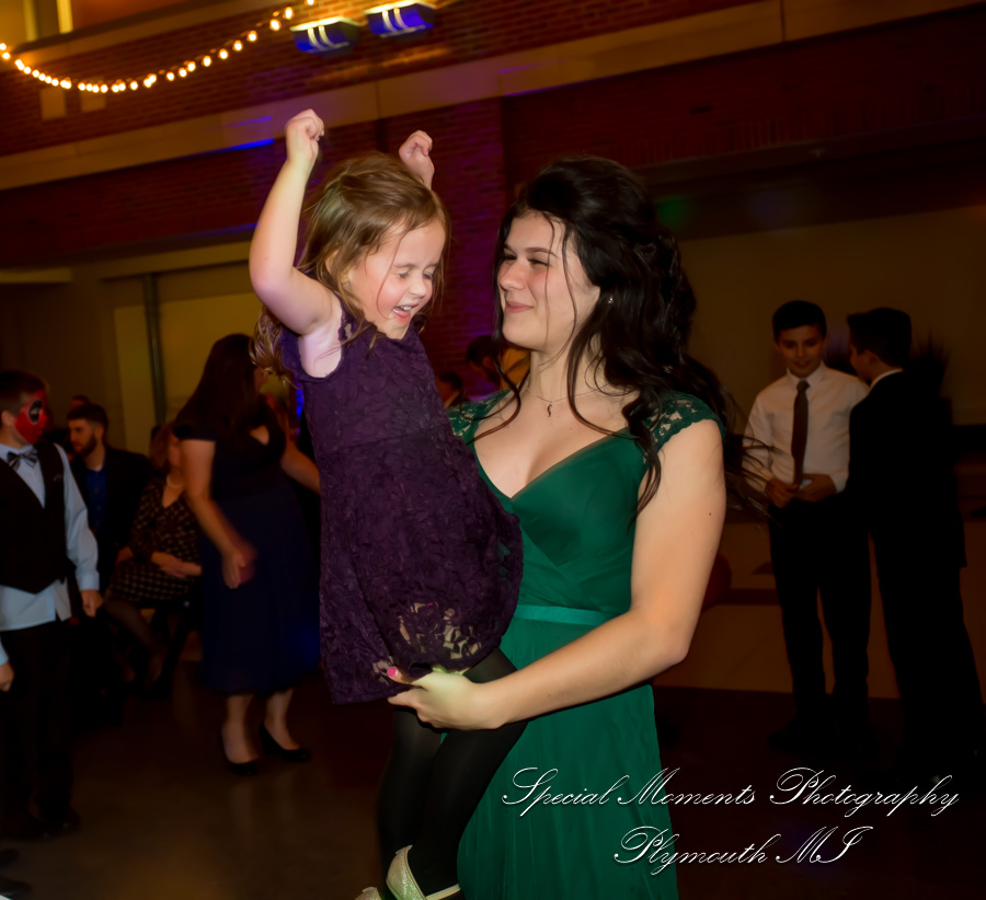 Rattlesnake Club Detroit MI wedding photograph
