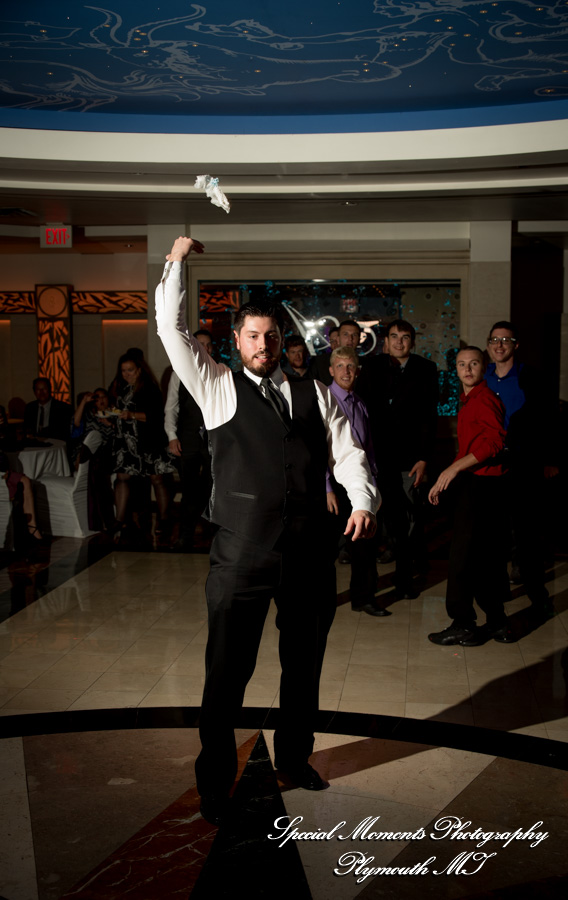 Courtnie & Michael at Arnaldo's Banquet Center Riverview MI wedding photography