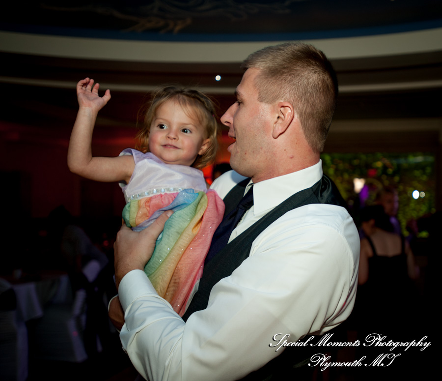 Courtnie & Michael at Arnaldo's Banquet Center Riverview MI wedding photography