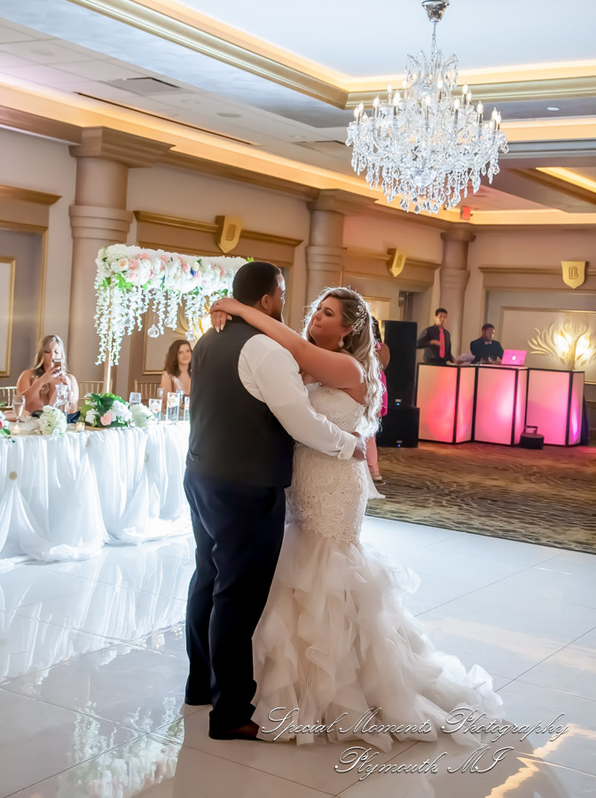 Kaitlin & Niko at The Bentley Banquet Hall Wyandotte MI wedding photography
