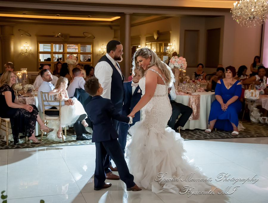Kaitlin & Niko at The Bentley Banquet Hall Wyandotte MI wedding photography