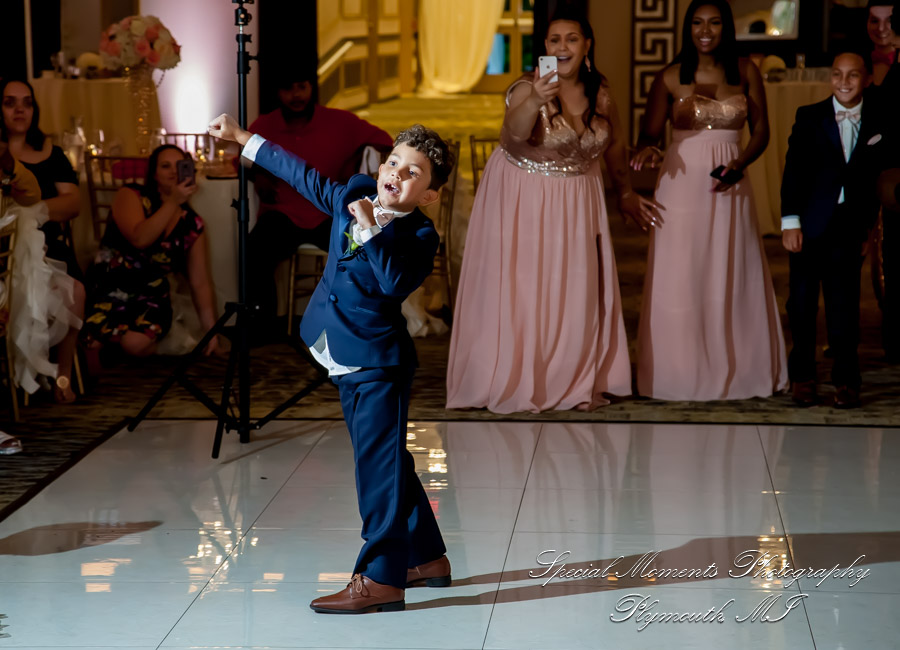 Kaitlin & Niko at The Bentley Banquet Hall Wyandotte MI wedding photography