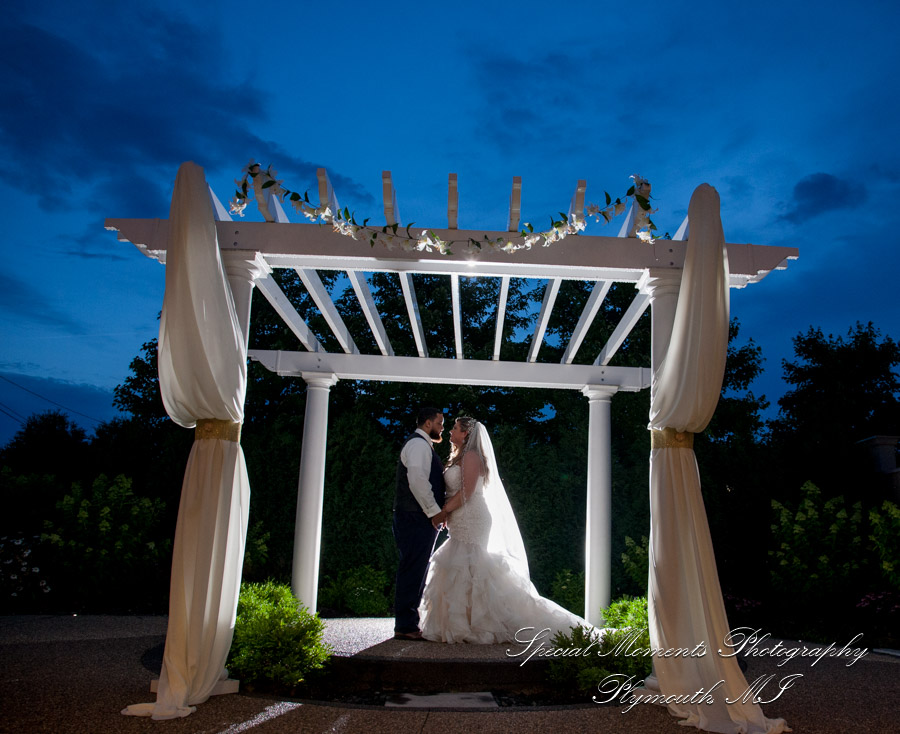 Kaitlin & Niko at The Bentley Banquet Hall Wyandotte MI wedding photography