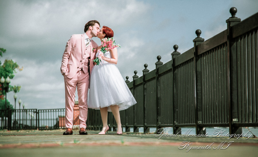 Chateau On The River Trenton MI wedding photograph