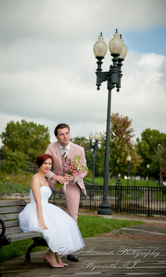 Chateau On The River Trenton MI wedding photograph