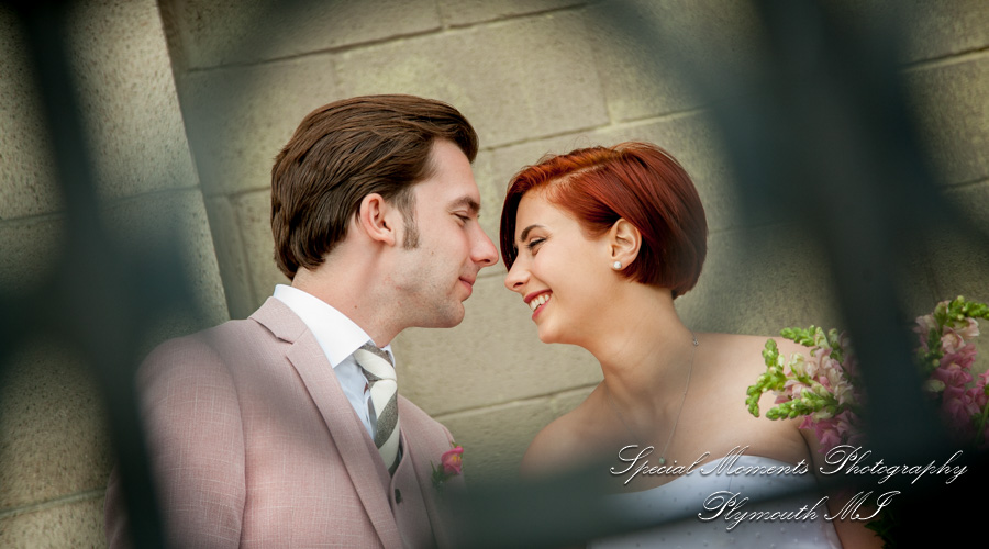 Chateau On The River Trenton MI wedding photograph