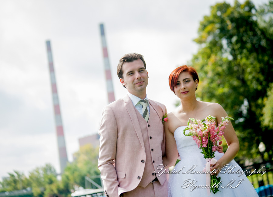 Chateau On The River Trenton MI wedding photograph