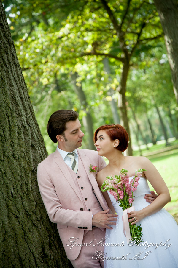 Chateau On The River Trenton MI wedding photograph