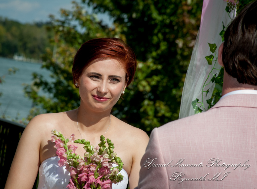 Chateau On The River Trenton MI wedding photograph