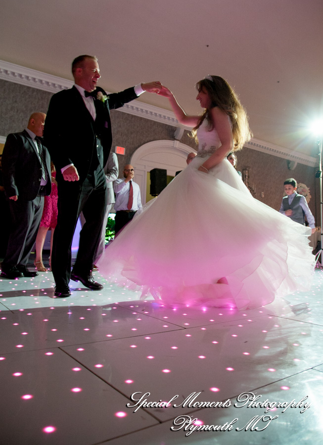 Shahla & Ryan at Dearborn Inn Dearborn M wedding photography