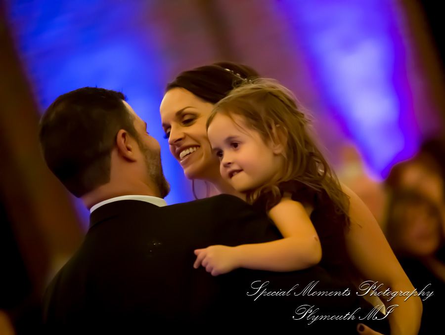 Christina & Robert at Rattlesnake Club Detroit MI wedding photography