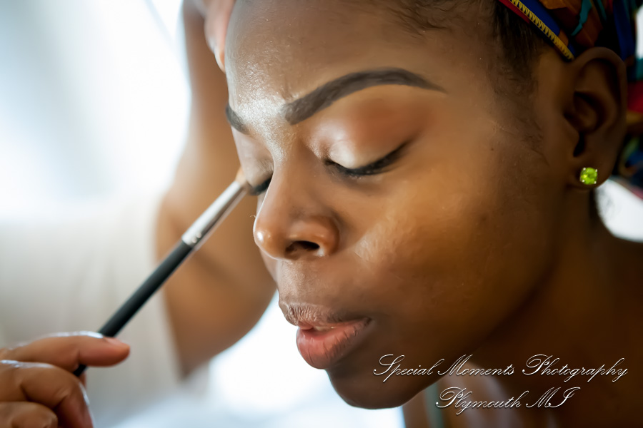 Double Tree Hotel Bloomfield Hills MI wedding photograph