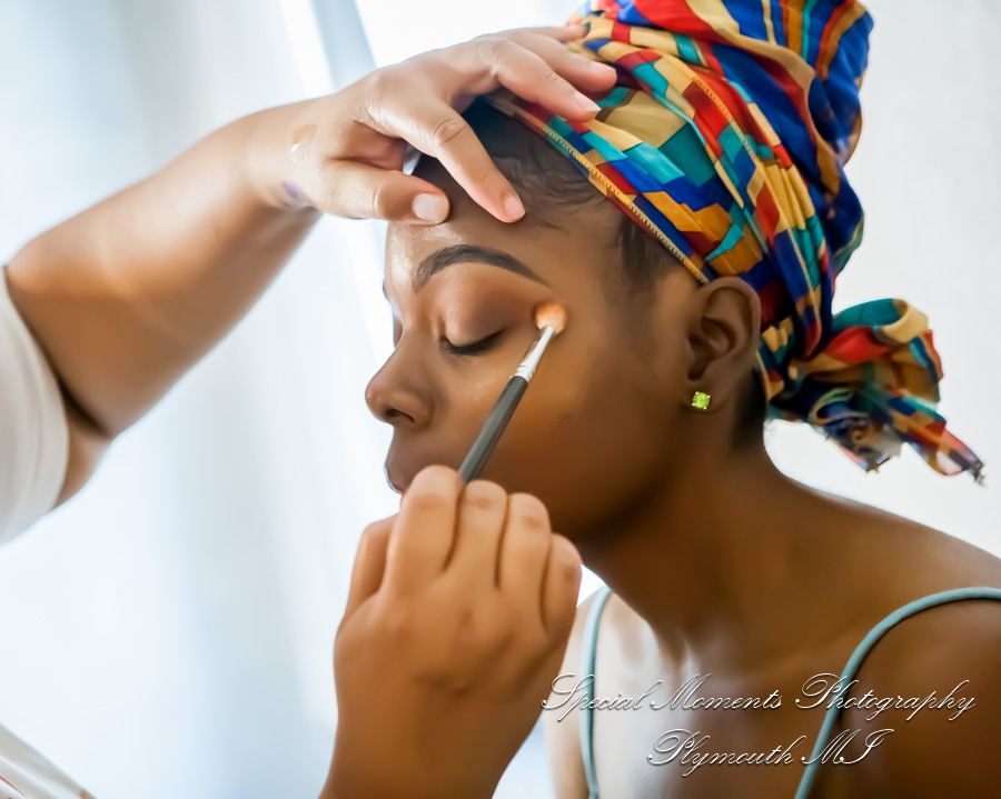 Double Tree Hotel Bloomfield Hills MI wedding photograph