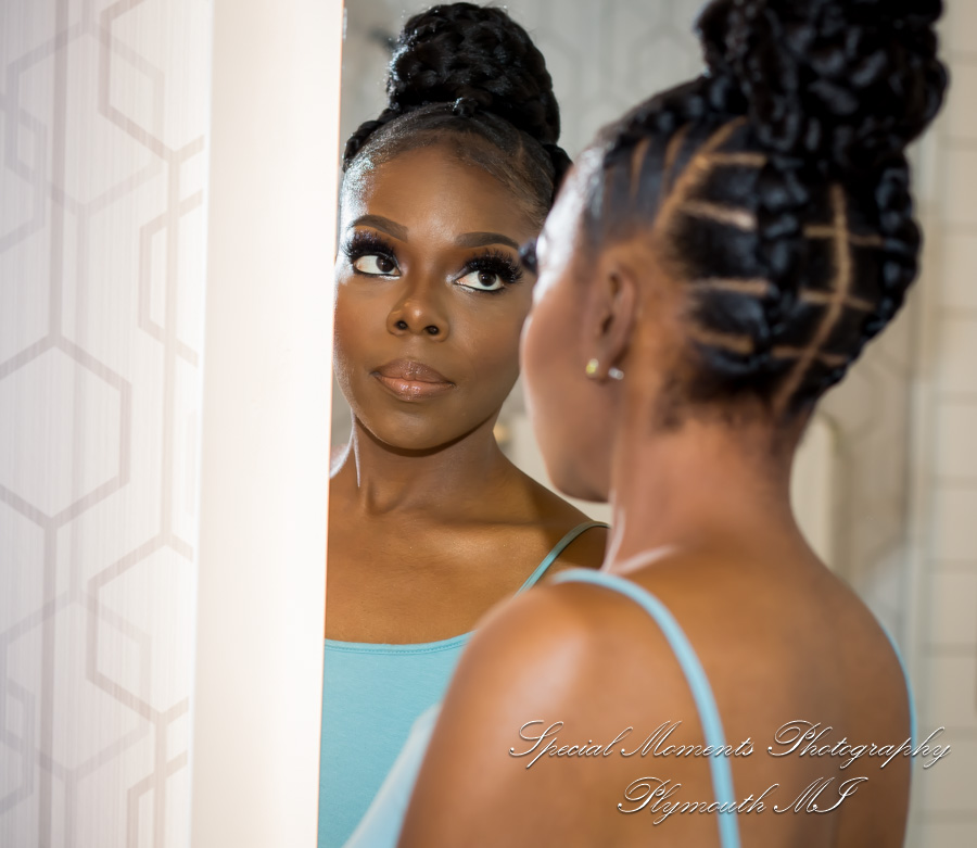 Double Tree Hotel Bloomfield Hills MI wedding photograph