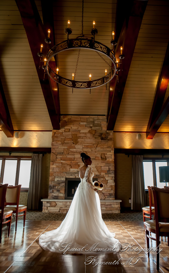 Iroquois Club Bloomfield Hills MI wedding photograph