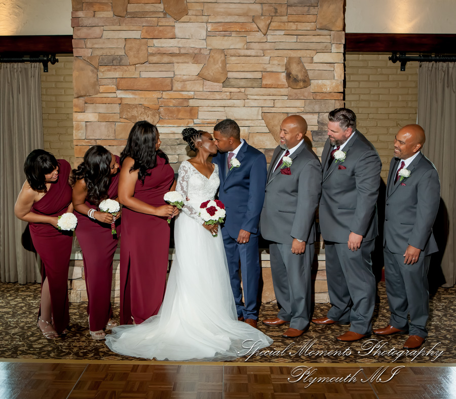 Iroquois Club Bloomfield Hills MI wedding photograph