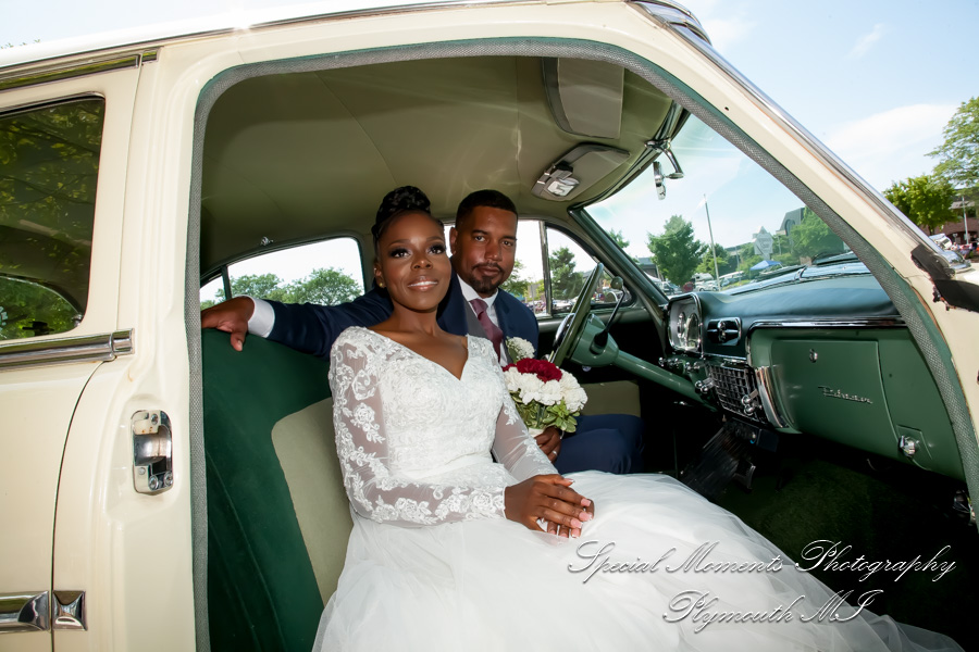 Iroquois Club Bloomfield Hills MI wedding photograph