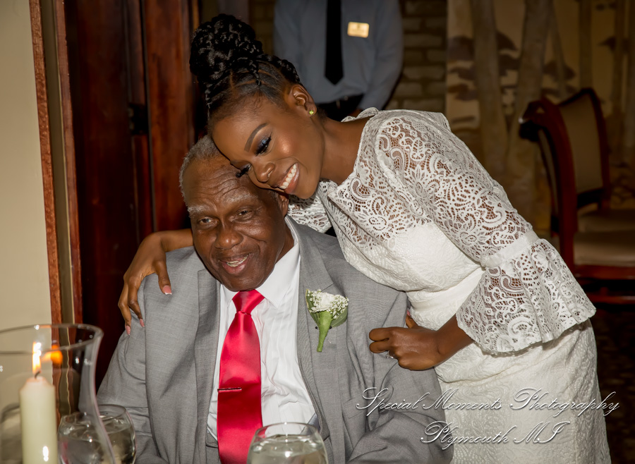 Iroquois Club Bloomfield Hills MI wedding photograph