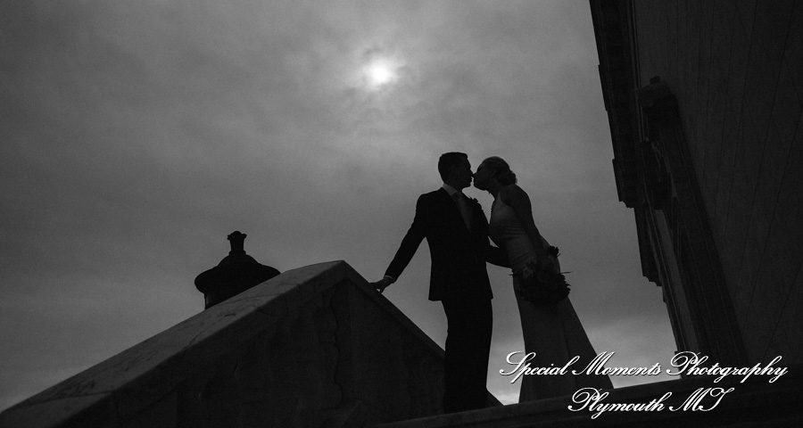 Amanda & Greg at DIA Detroit MI wedding photography