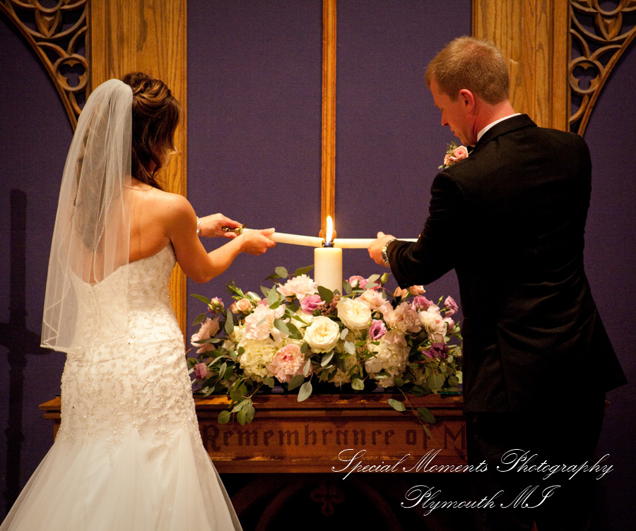 Elizabeth & Scott at The First Congregational Church Ann Arbor MI wedding photography