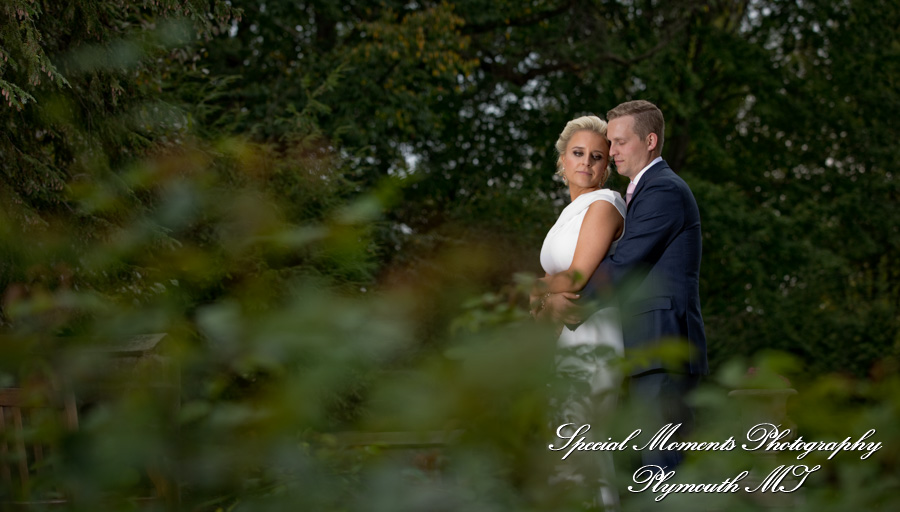 Amanda & Greg at Edsel & Eleanor Ford Gate House Grosse Pointe Shores MI wedding photography