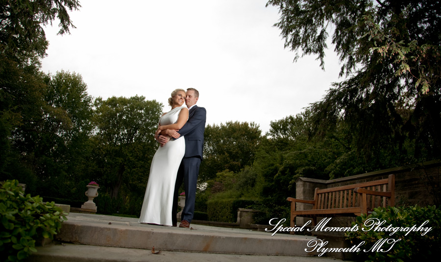 Amanda & Greg at Edsel & Eleanor Ford Gate House Grosse Pointe Shores MI wedding photography