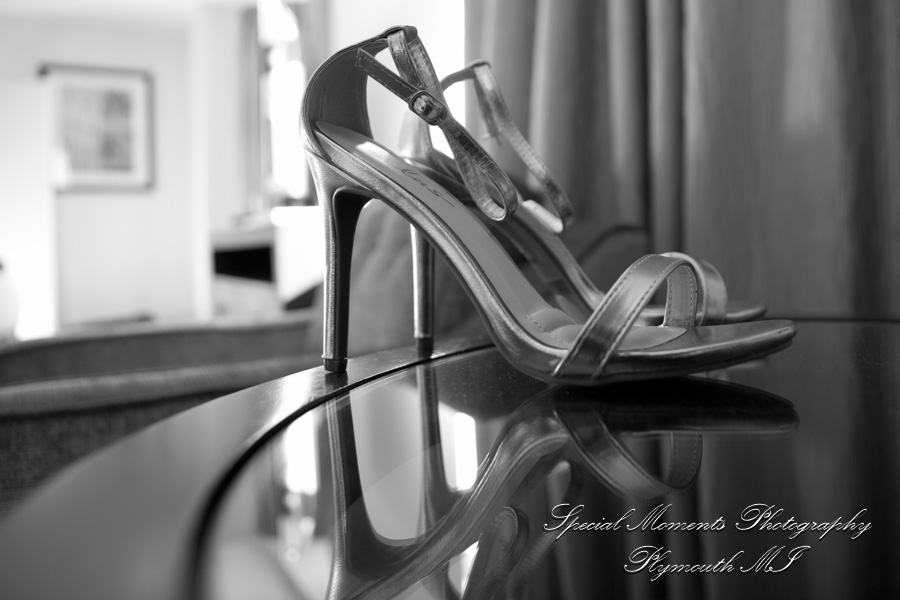 DoubleTree Suites by Hilton Hotel Detroit MI Wedding photograph