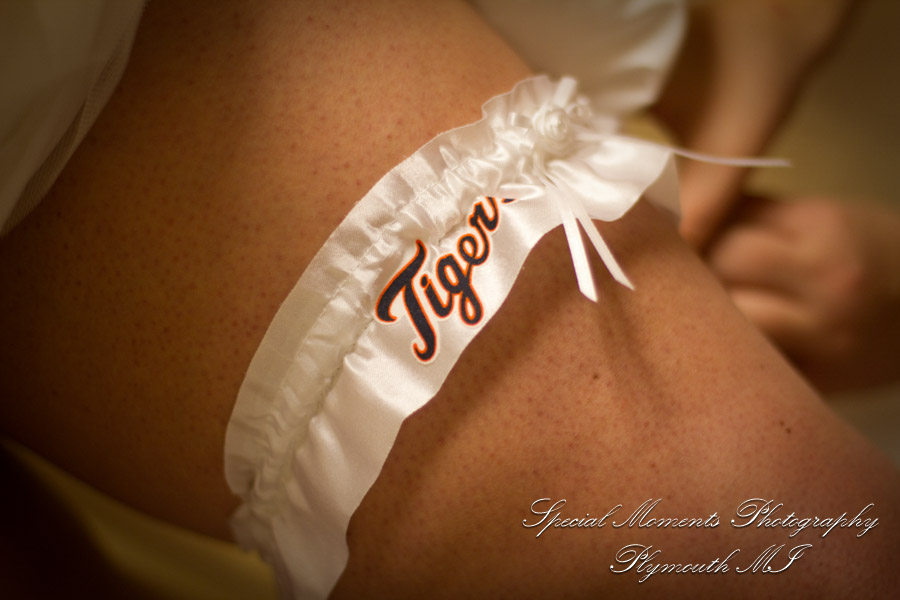 Inn at St. John's Chapel Plymouth MI wedding photograph