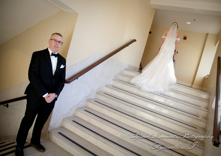 DoubleTree Suites by Hilton Hotel Detroit MI Wedding photograph