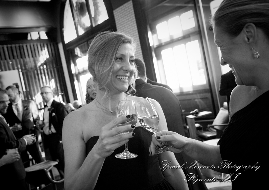 The Apparatus Room Detroit MI wedding photograph