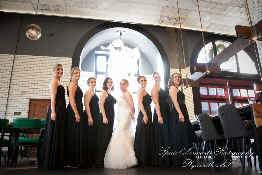 The Apparatus Room Detroit MI wedding photograph