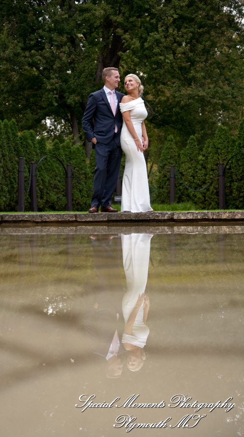 Amanda & Greg at Edsel & Eleanor Ford Gate House Grosse Pointe Shores MI wedding photography