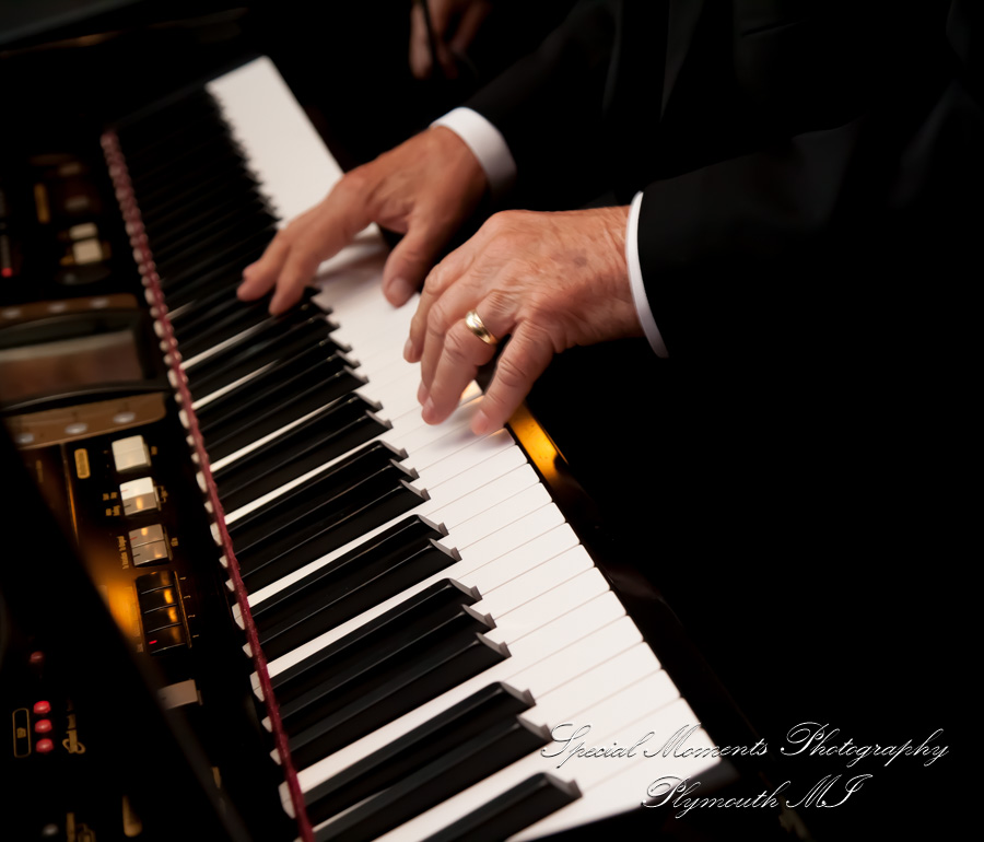 Kelsey & Ryan at Ss. Mary & Joseph Chapel Plymouth MI wedding photography