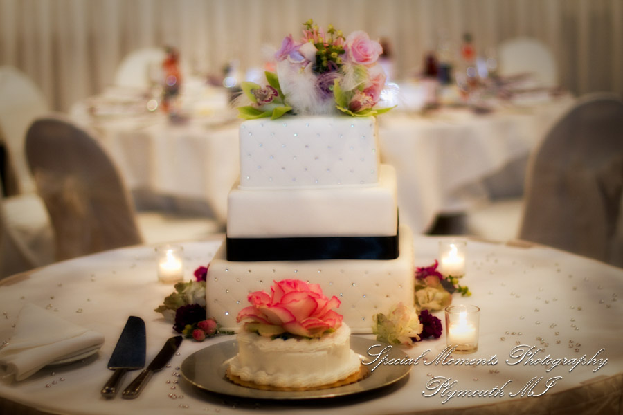 Inn at St. John's Atrium Plymouth MI wedding photograph