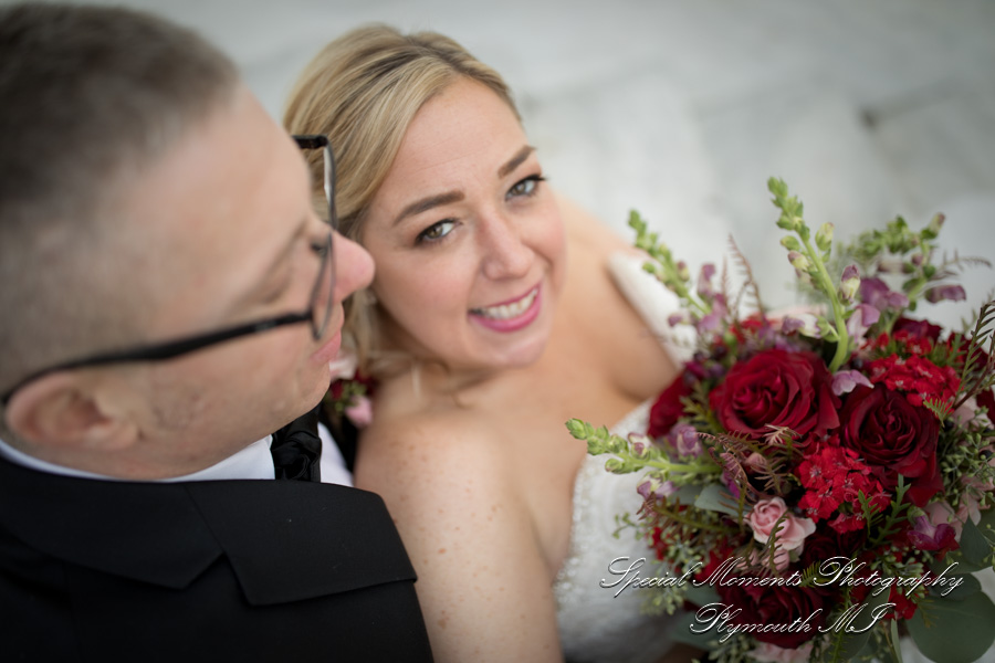 Detroit Institute of Arts MI wedding photograph