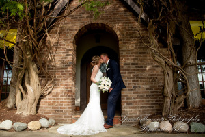 Janelle & Jay at Indianwood Golf & Country Club Lake Orion MI wedding photograph