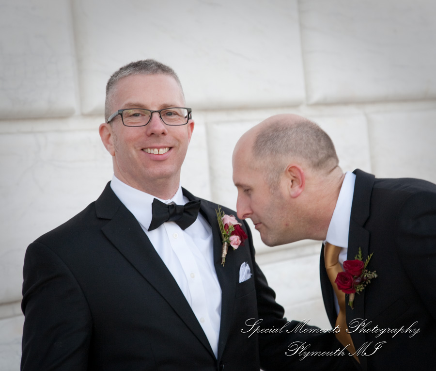 Detroit Institute of Arts MI wedding photograph