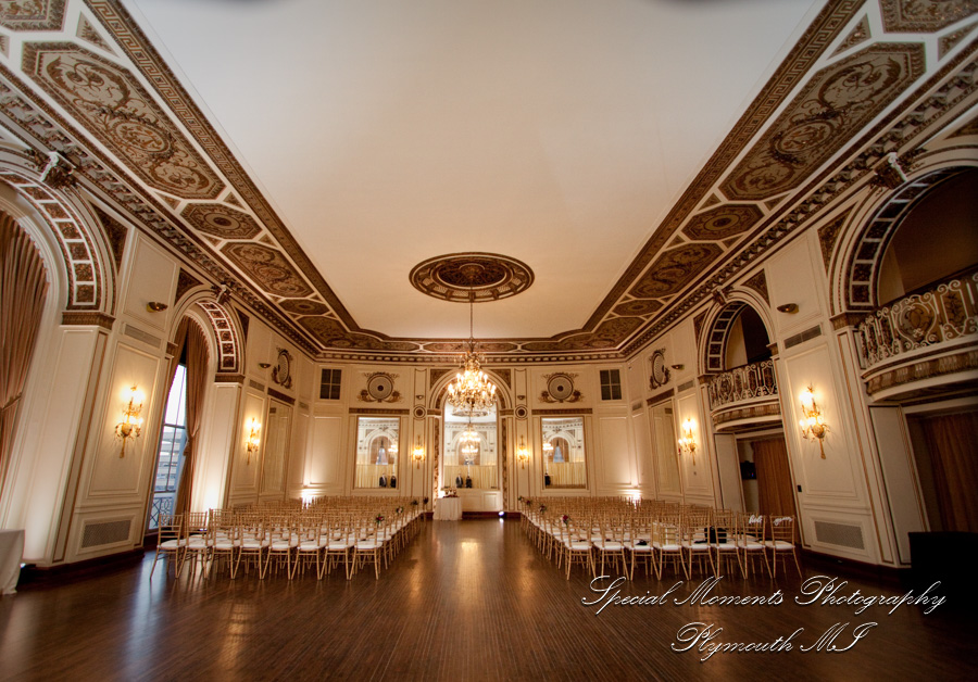 Colony Club Detroit MI wedding photograph