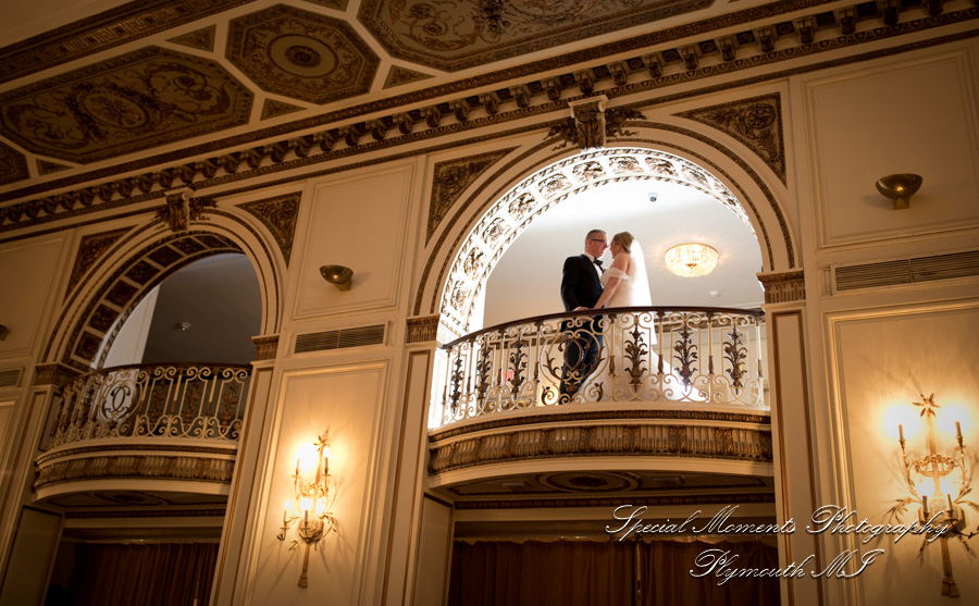 Michelle & Sean at Colony Club Detroit MI wedding photography