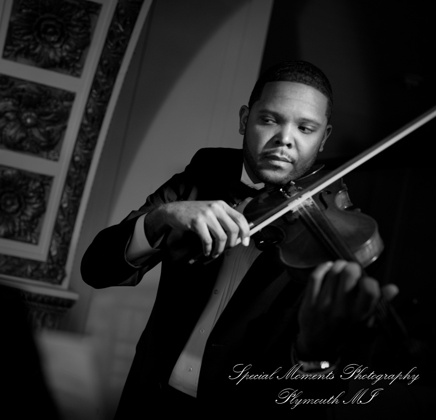 Colony Club Detroit MI wedding photograph