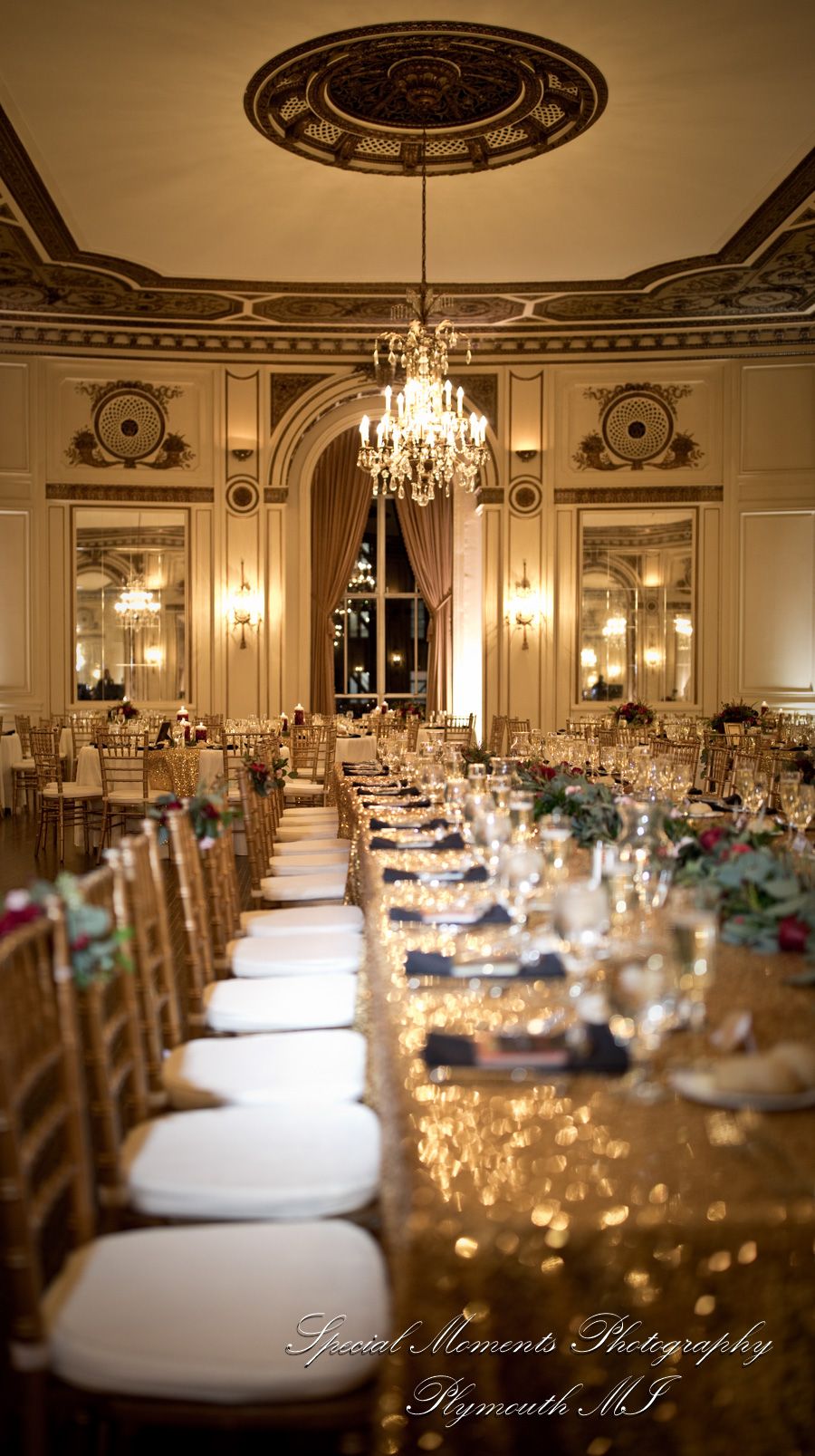 Colony Club Detroit MI wedding photograph