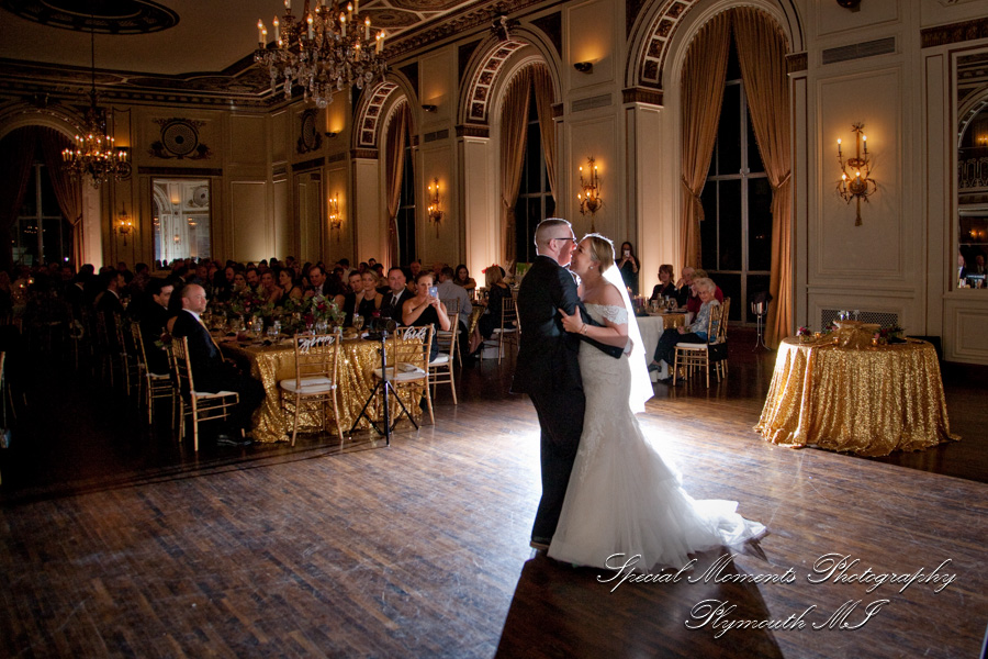 Colony Club Detroit MI wedding photograph